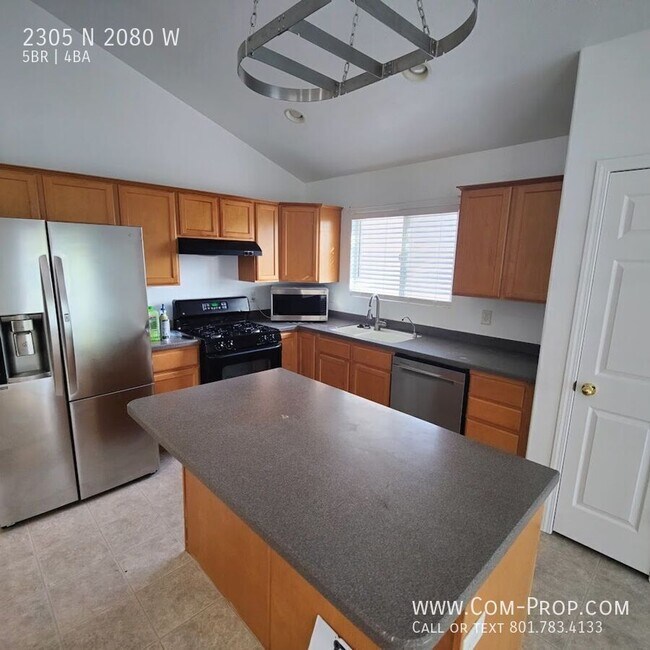 Building Photo - 2305 N 2080 W