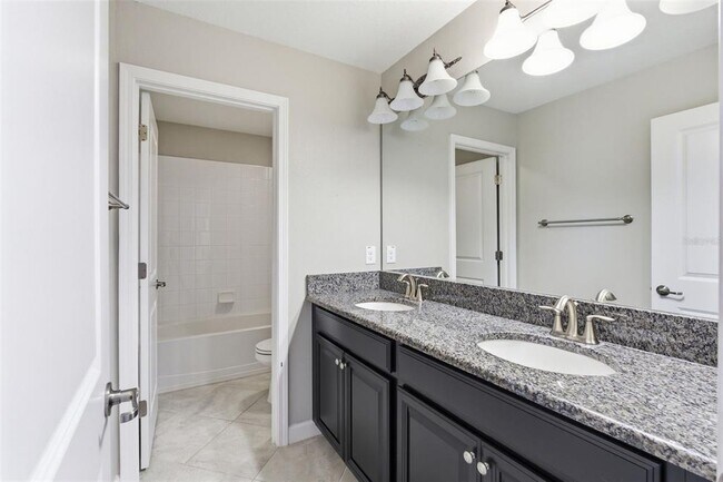 Building Photo - 11014 Little Blue Heron Dr