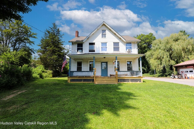 Primary Photo - 2906 NY-28
