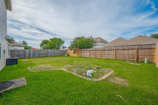 Building Photo - 6814 Shallow River Ct