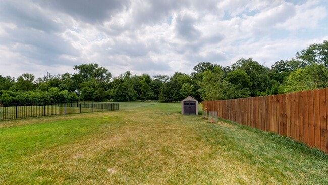 Building Photo - 802 Urton Woods Way