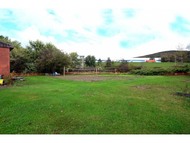 Building Photo - 14 Grossett Dr