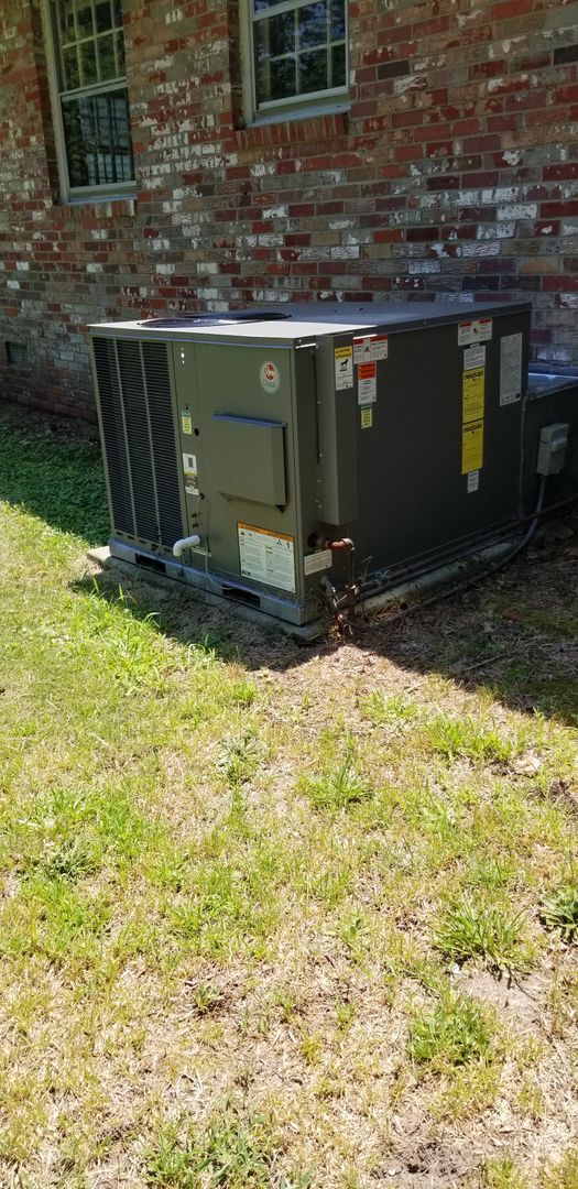 Building Photo - Single Family Home in Great Bridge