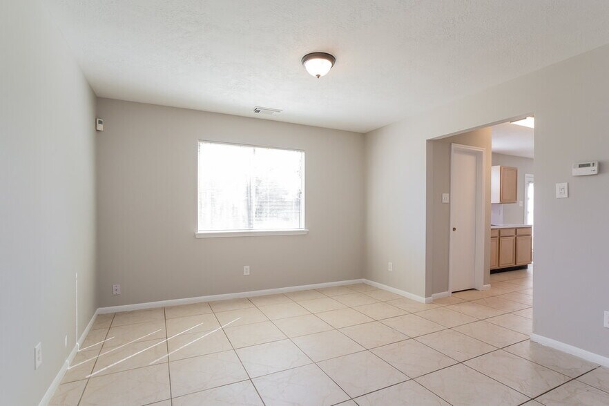 Building Photo - 18026 Imber Forest Ln