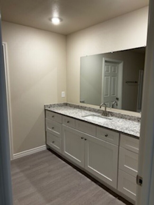 Building Photo - Brand New Construction in Midland, TX