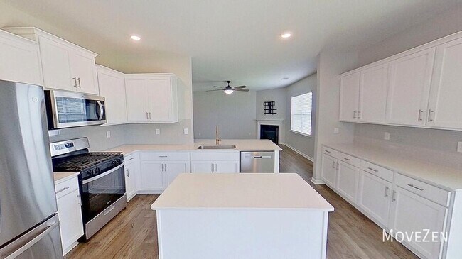Building Photo - 349 Silicon Dr