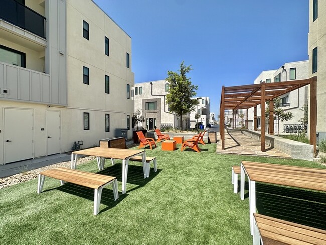 Building Photo - Brand New 3-Story Townhome In Otay Mesa!
