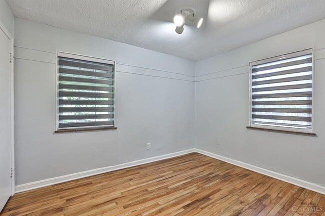 Building Photo - Two Bedroom Home for UC Students for This ...