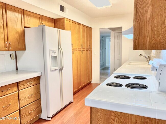 Building Photo - 308 Cabaret Dr