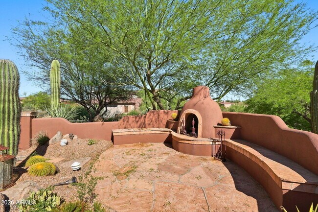 Building Photo - 9800 E Lofty Point Rd