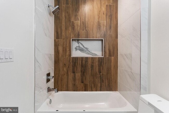 Building Photo - 3118 Ridge Ave