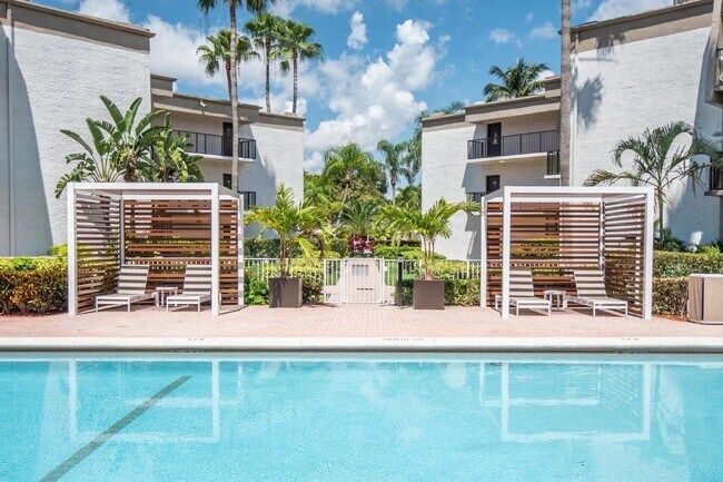 Building Photo - Legacy Harbour Key