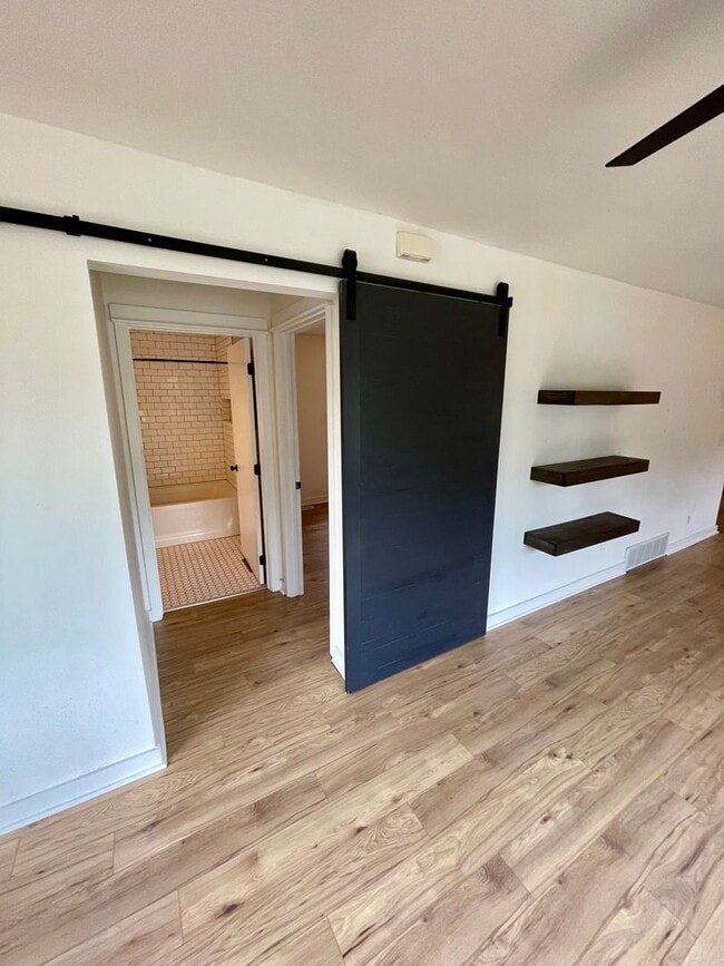 Building Photo - Beautifully Renovated 4-Bedroom Home Near West Blvd