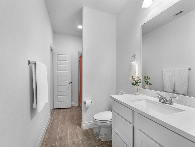 Building Photo - 24543 Songlark Bend Dr