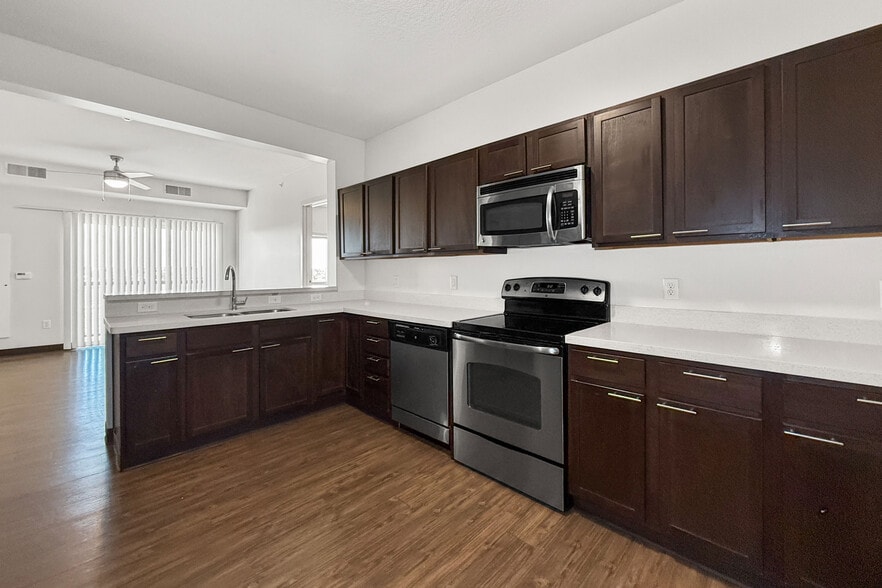 The Franklin 2 Bedroom - The Franklin Apartments