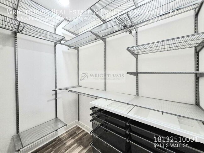 Building Photo - 6913 S Wall St