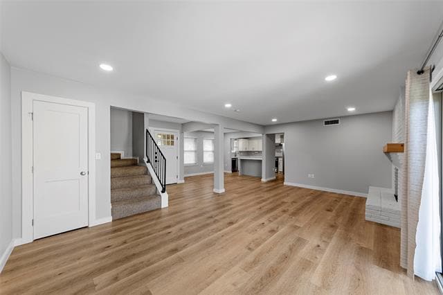 Building Photo - 7607 Wellcrest Dr