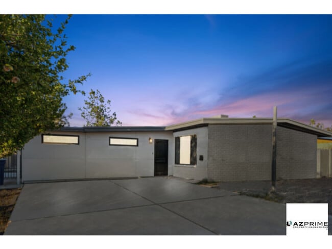 Building Photo - Discover your Dream Home in this Fully-fur...