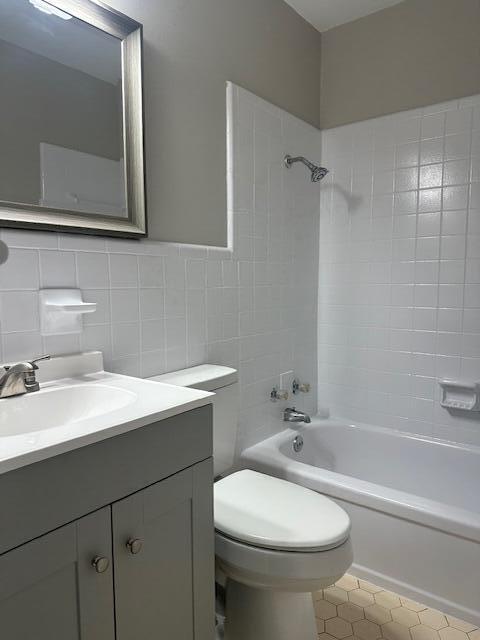 Building Photo - 745 20th St SE