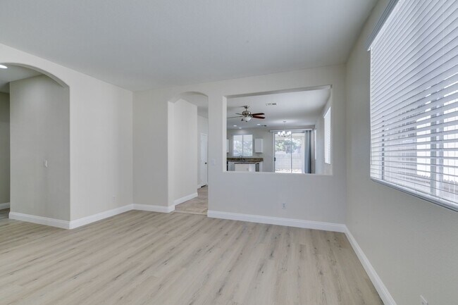 Building Photo - Charming 3-Bedroom Single-Story Home in North Las Vegas!