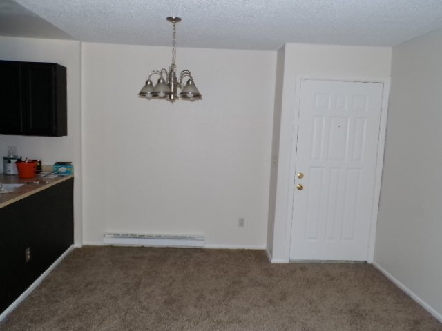 Building Photo - Ranch Style Condo in Aurora (14KE#417)