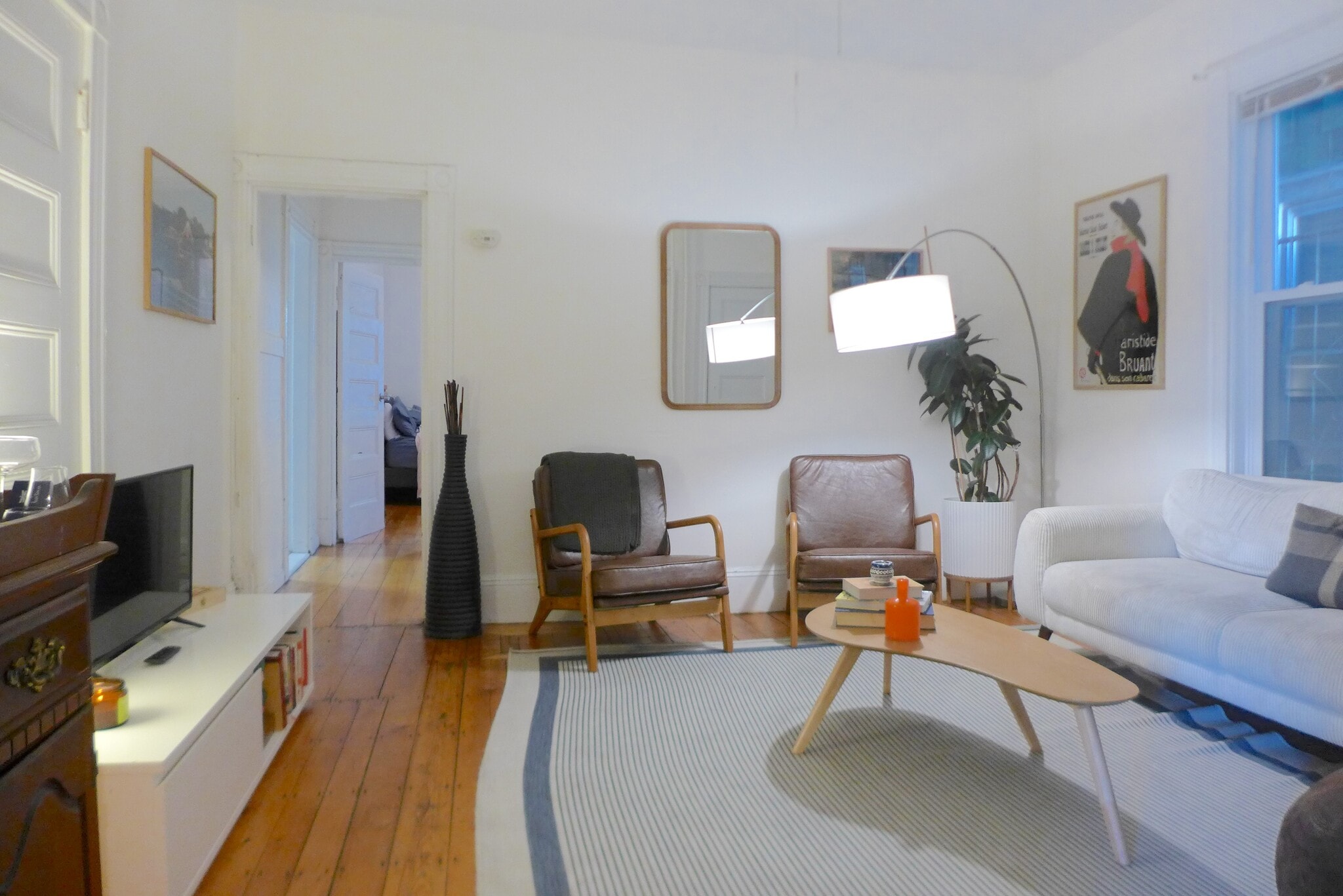 Building Photo - 61 Hillside St