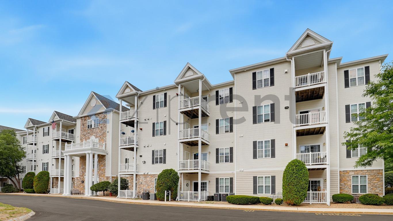 Building Photo - Unit 413