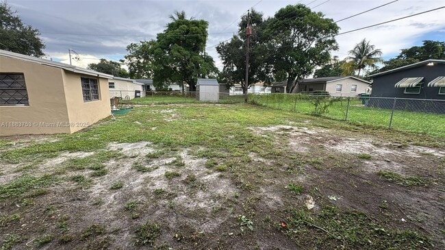 Building Photo - 1772 NW 34th Ave