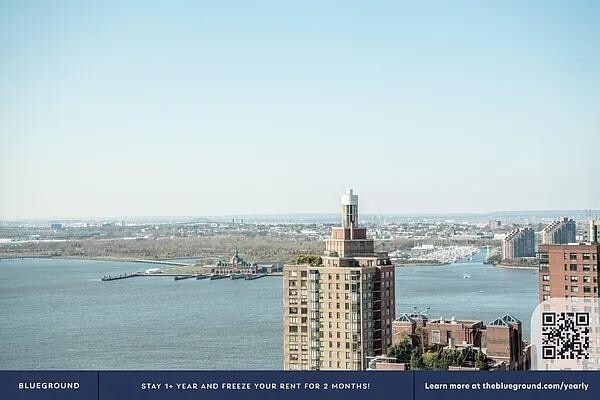 Building Photo - 123 Washington St