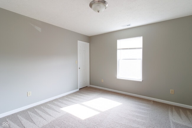 Building Photo - 856 Adena Ln