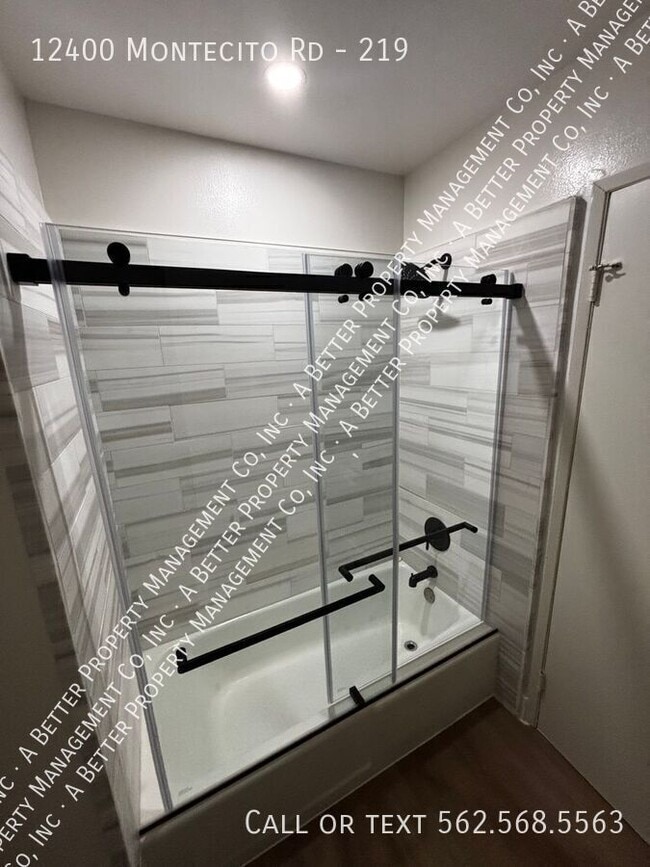 Building Photo - 12400 Montecito Rd