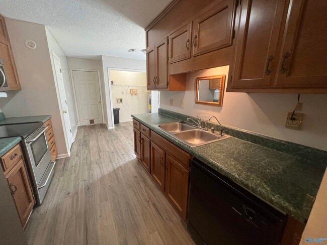 Building Photo - 13333 Dickens Ln