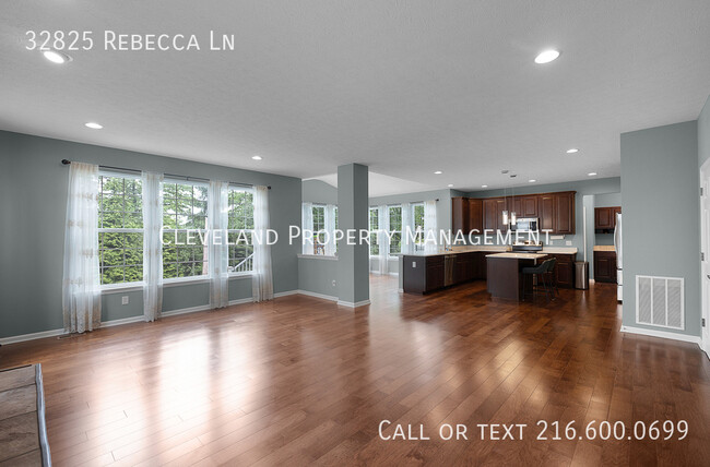 Building Photo - 32825 Rebecca Ln