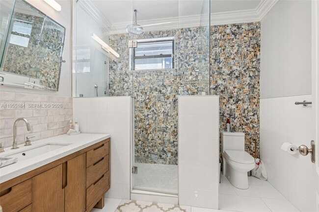 Building Photo - 34 SW 22nd Rd