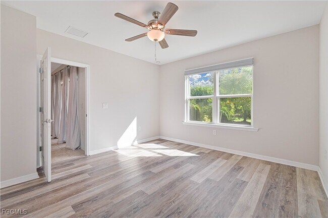 Building Photo - 4278 Dutchess Park Rd