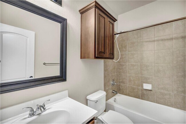 Building Photo - 206 Sunrise Ridge Cove