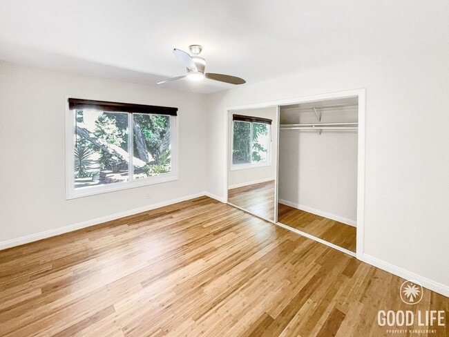 Building Photo - Stunning 4B/2.5BA House in Escondido!