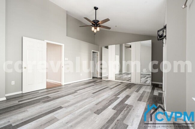 Building Photo - 806 Emory Ct
