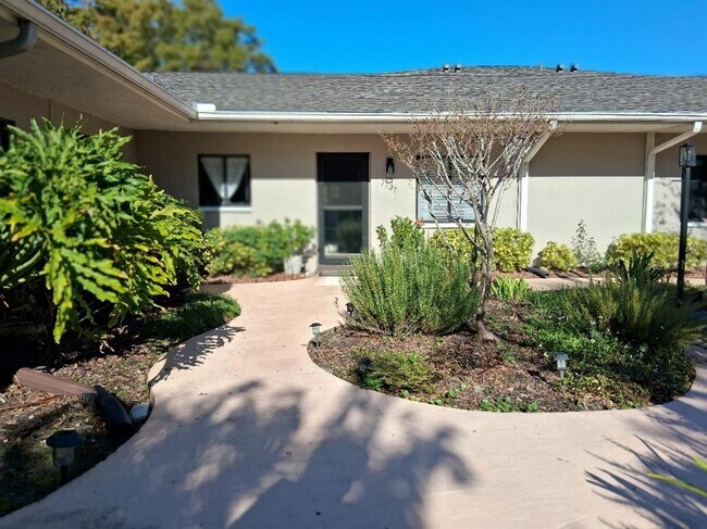 Primary Photo - 7737 Eureka Dr