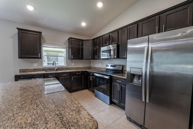 Building Photo - 34424 Blue Ash Ct