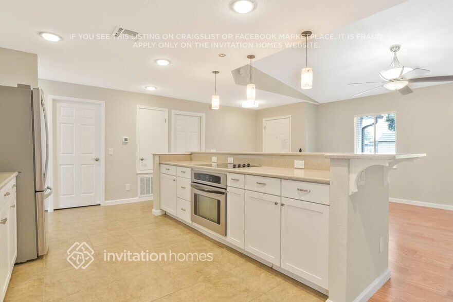 Building Photo - 3621 Oak Vista Ln