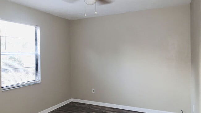 Building Photo - 957 Glenwood St