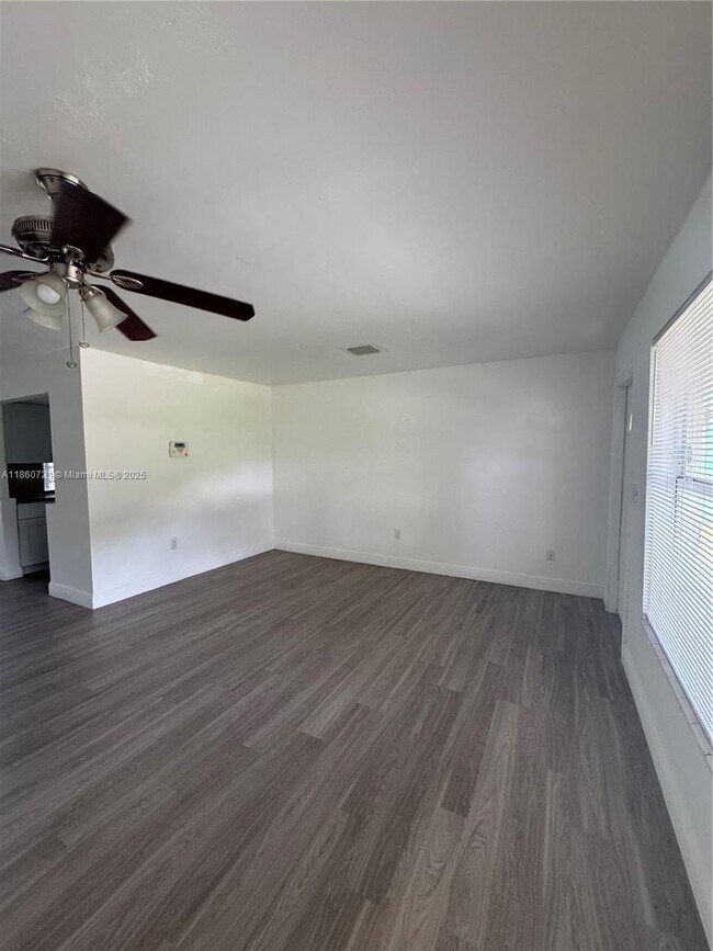 Building Photo - 2985 NW 69th Ave