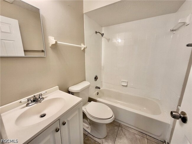 Building Photo - 4184 Pine Drop Ln