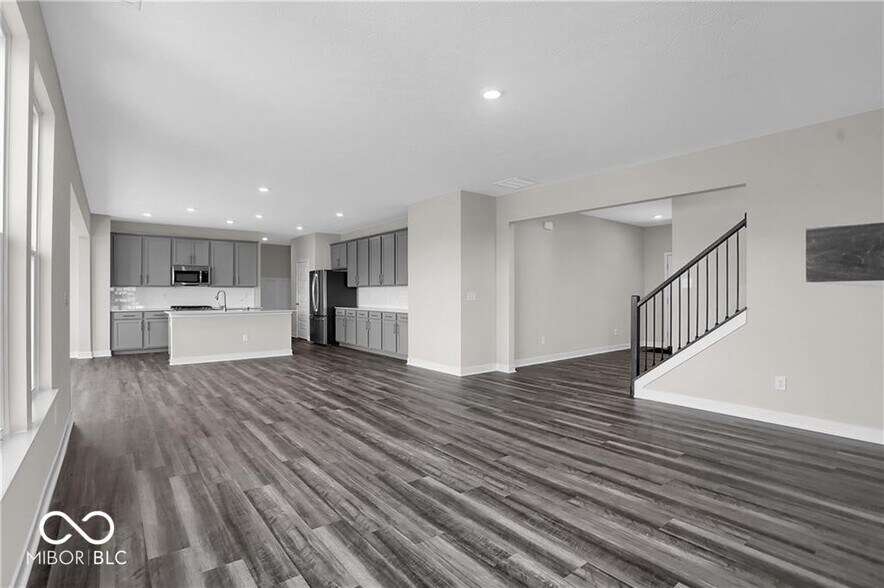 Building Photo - 17364 Americana Xing