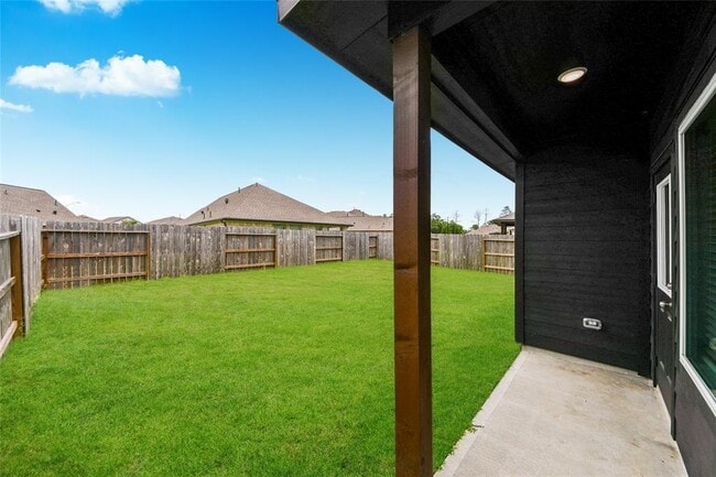Building Photo - 15102 Wiltshire Castle Ln