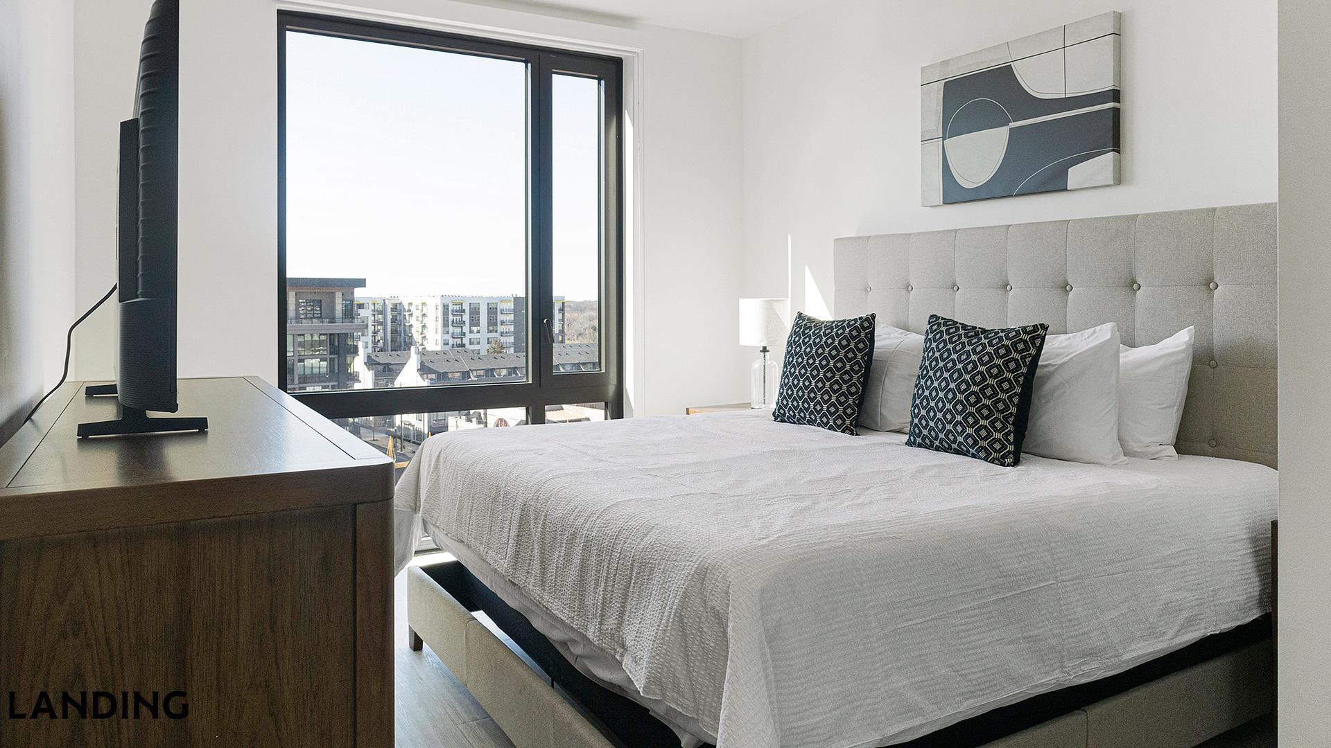 Building Photo - 1007 S Mint St