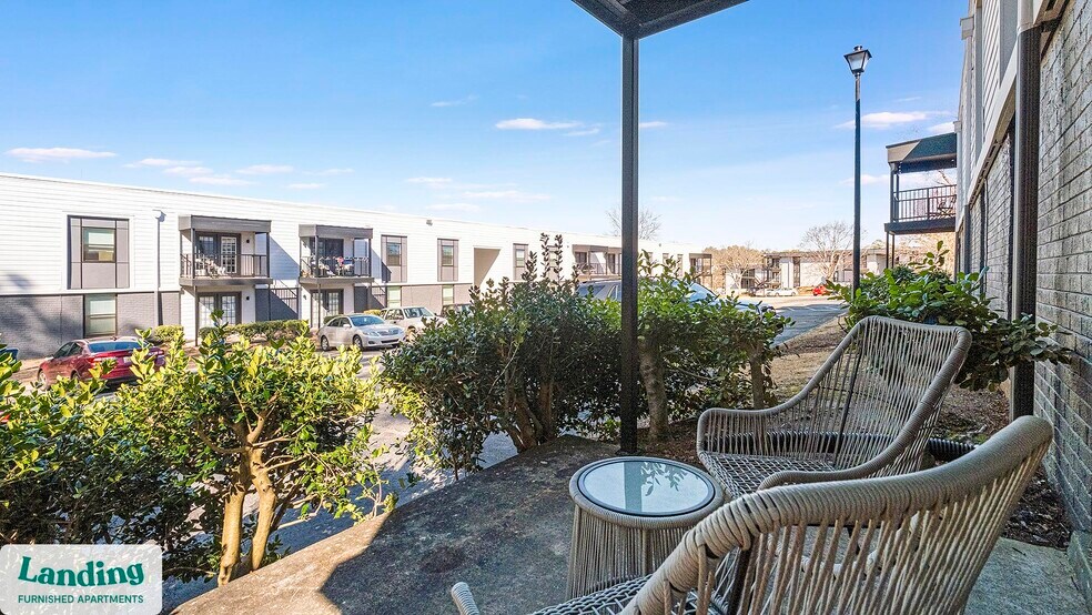 Building Photo - 3450 Manor Dr