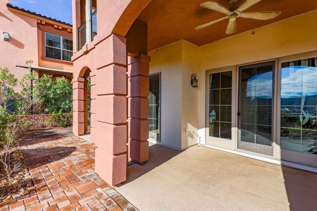 Building Photo - Lake Las Vegas 1st Floor Condo With Stunning Views And Garage