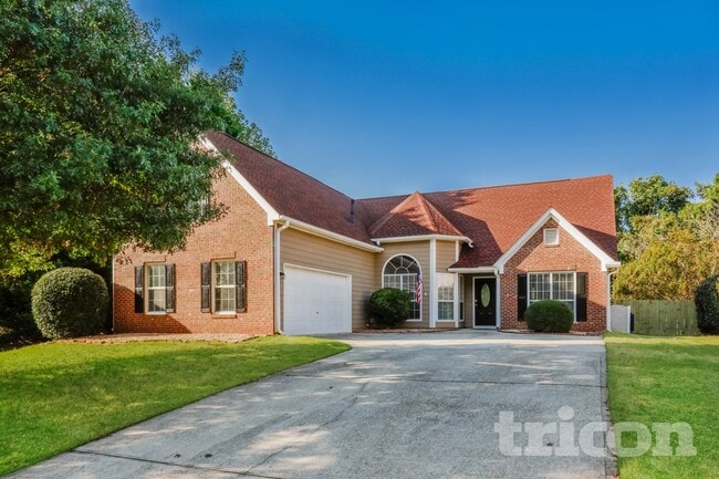 Building Photo - 2570 Harbins Mill Dr